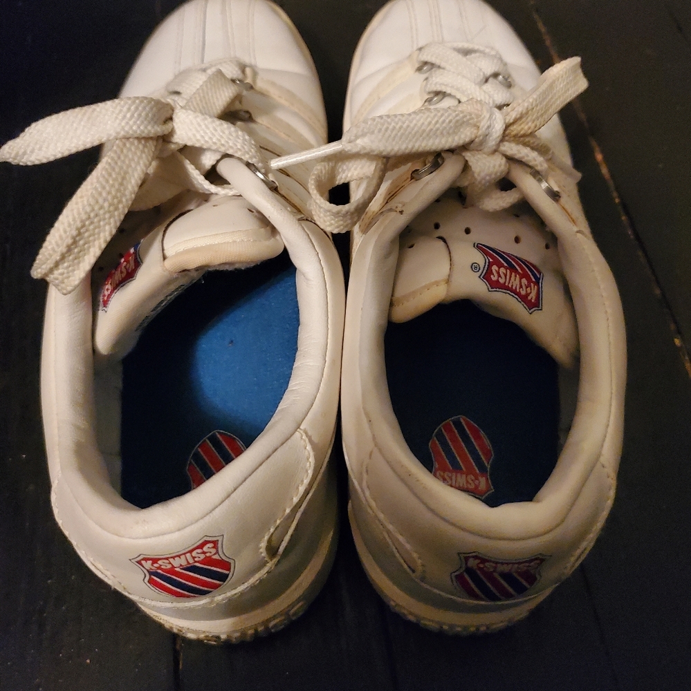 K SWISS